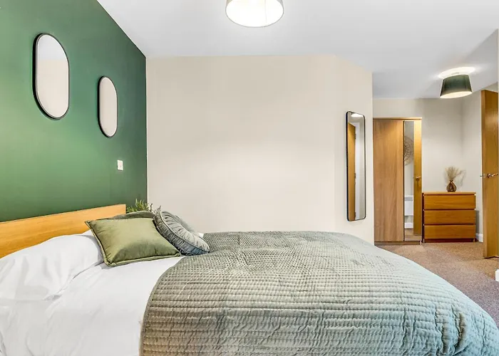 Serenity 2Bed Apartment - City Centre - Free Parking
